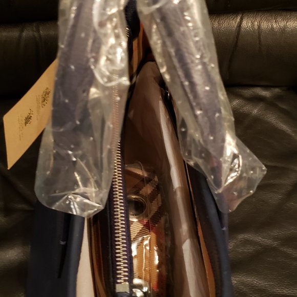 Burberry Medium Banner in Leather & Vintage Check - Picture 3 of 8